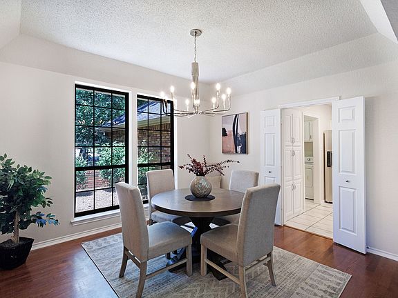 4th image of 2015 Tanglewood Dr