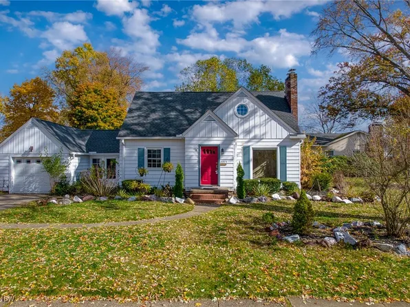 2315 Wyandotte Ave, Cuyahoga Falls, OH 44223
