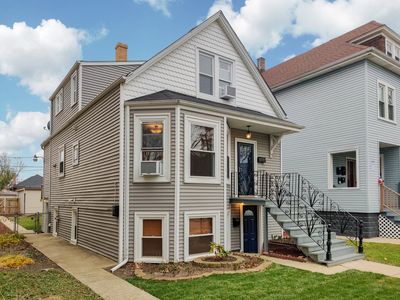 5129 W Henderson St, Chicago, IL, 60641