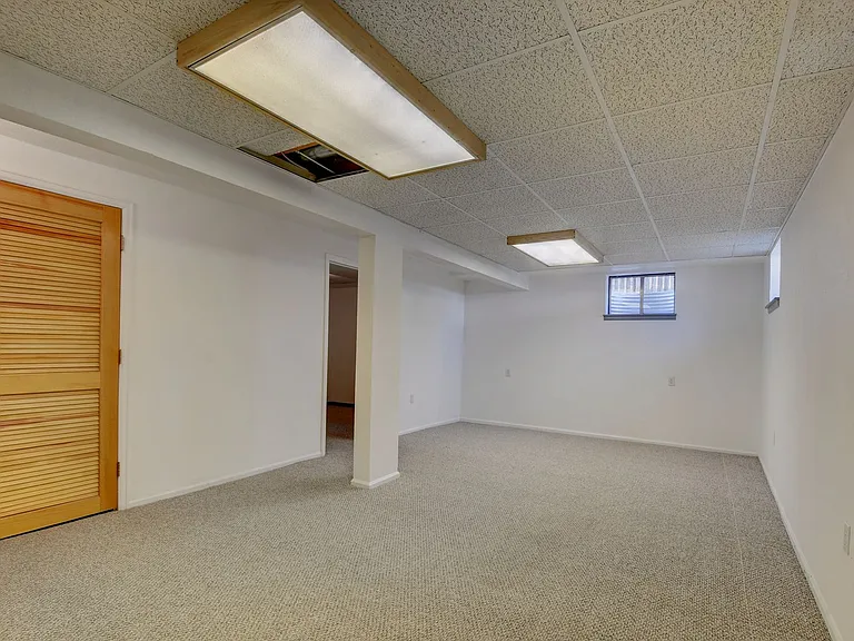 2541 W 105th Pl — Photo 28
