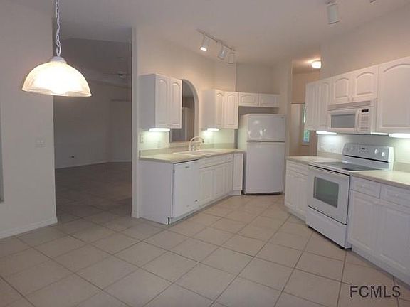 2nd image of 37 Fairmont Ln