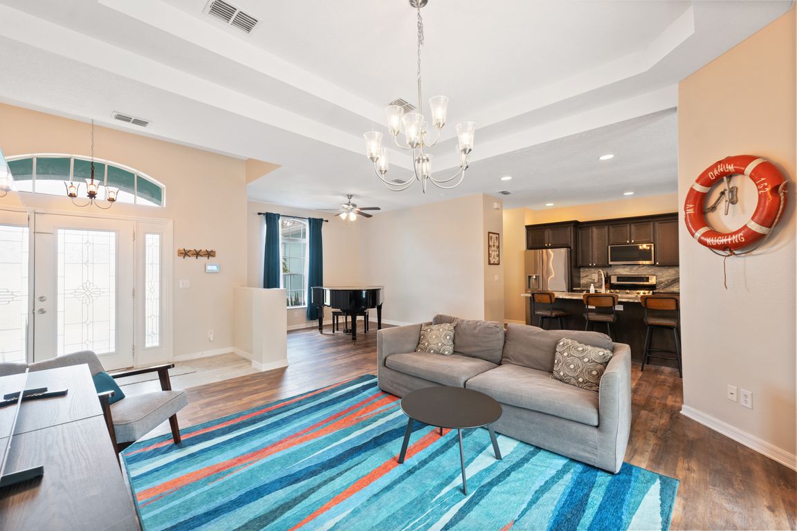 next background image