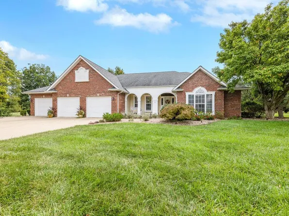 310 Armin Cir, Columbia, IL 62236