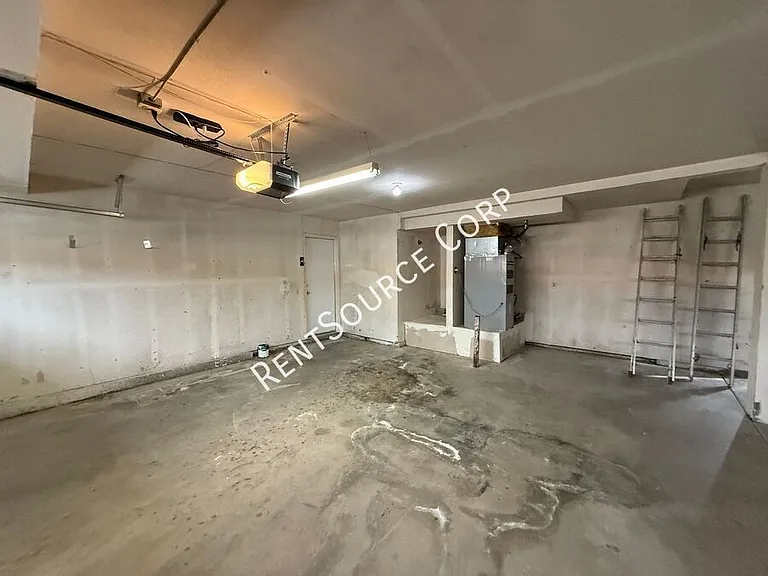 42456 Coronet Ct — Photo 26