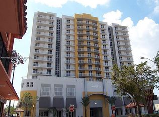 900 SW 8th St APT 1505, Miami, FL 33130