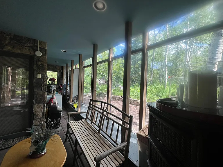 240 Sundance Ct — Photo 4