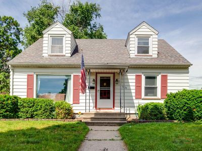 7834 15th AVENUE, Kenosha, WI, 53143