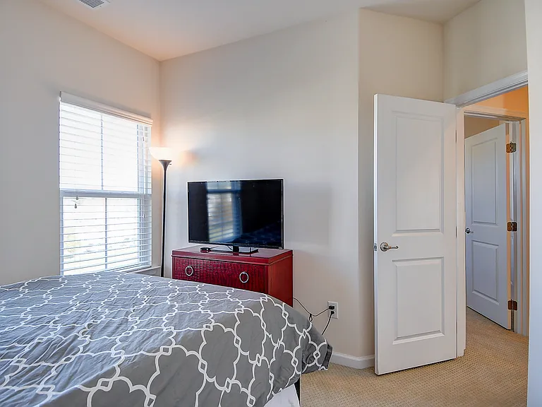 5656 Freewill Ln — Photo 26