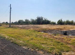 413 E Chelan St, Coulee City, WA 99115