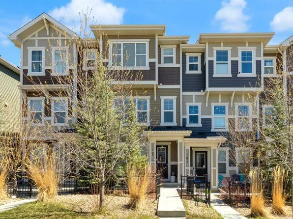 188 W Sundown Rd, Cochrane, AB T4C 2M5