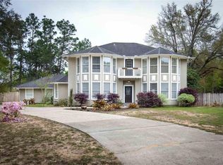 5675 Meadowlark Ln, Milton, FL 32570