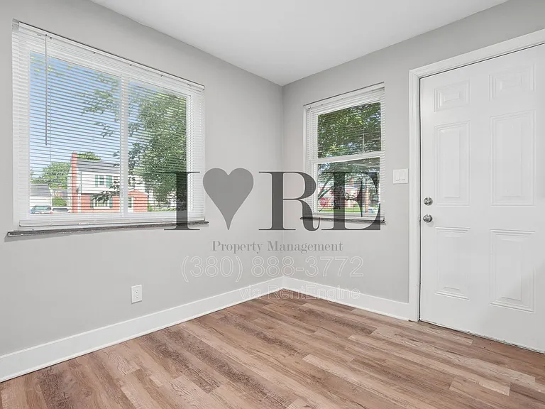 316A South Blvd — Photo 12