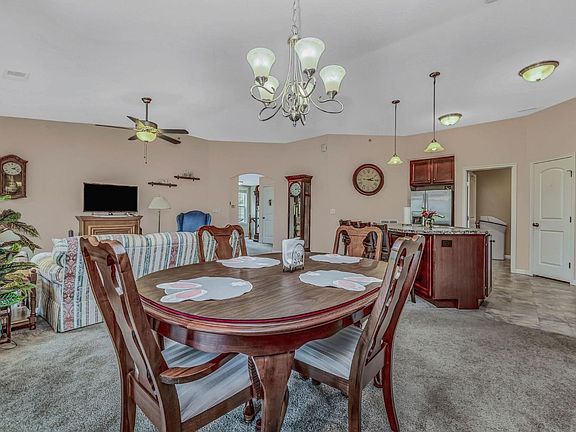 3rd image of 532 Heritage Sq Unit 15