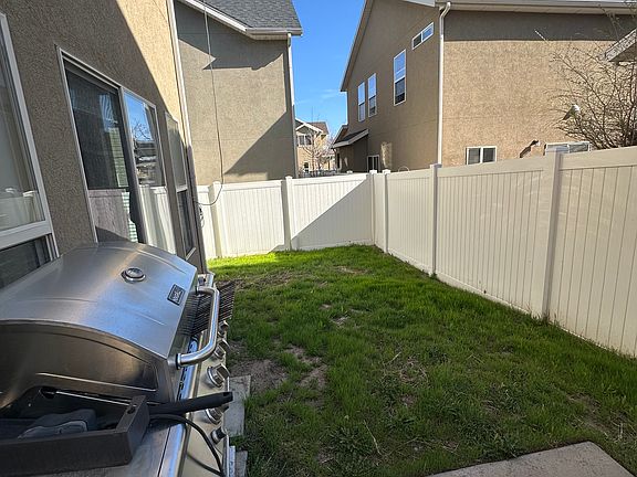 5th image of 1405 E 6150 S