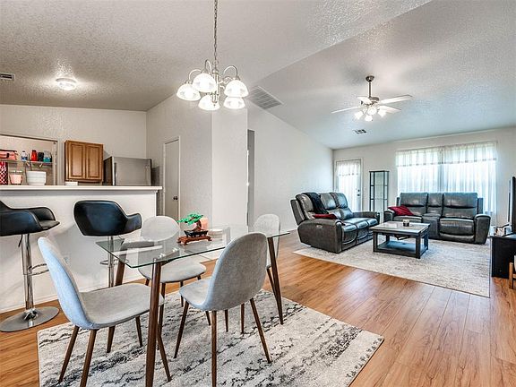 5th image of 5516 Bush Creek Way