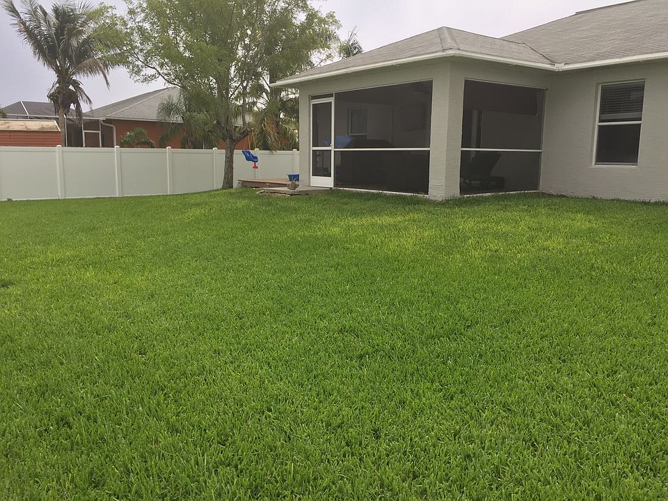 2nd image of 2111 SW 13th St