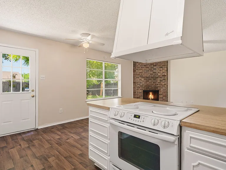 616 Reveille Rd — Photo 9