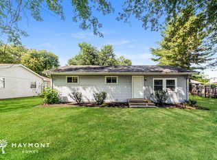 5326 White River St, Greenwood, IN 46143