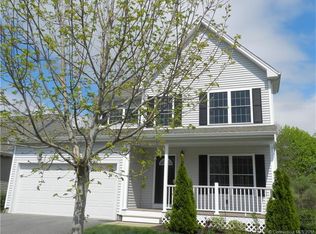 4 Elizabeth Ln, Vernon, CT 06066