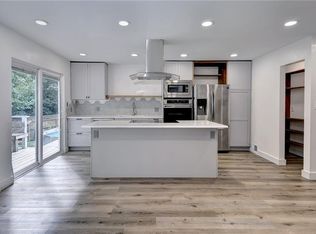 309 High Point Rd, Williamsburg, VA 23185