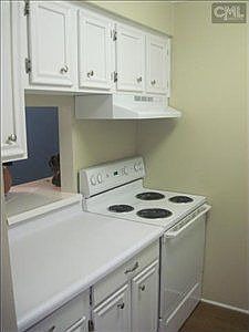 2nd image of 240 Jamil Rd