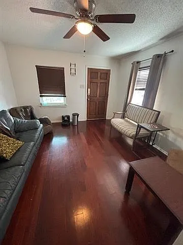 429 Pelican Ave — Photo 4