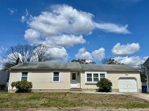 944 Longboat Ave, Beachwood, NJ 08722