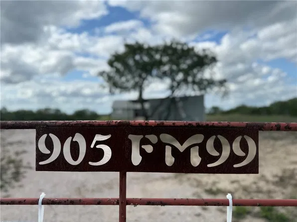 905 Fm 99, Tilden, TX 78072