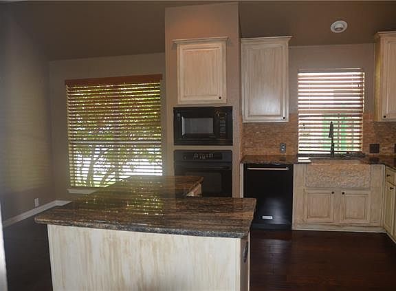 3rd image of 11249 La Cantera Trl