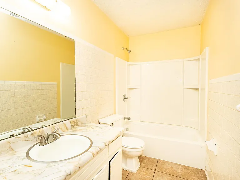 3884 Youngstown Rd #3884 — Photo 11