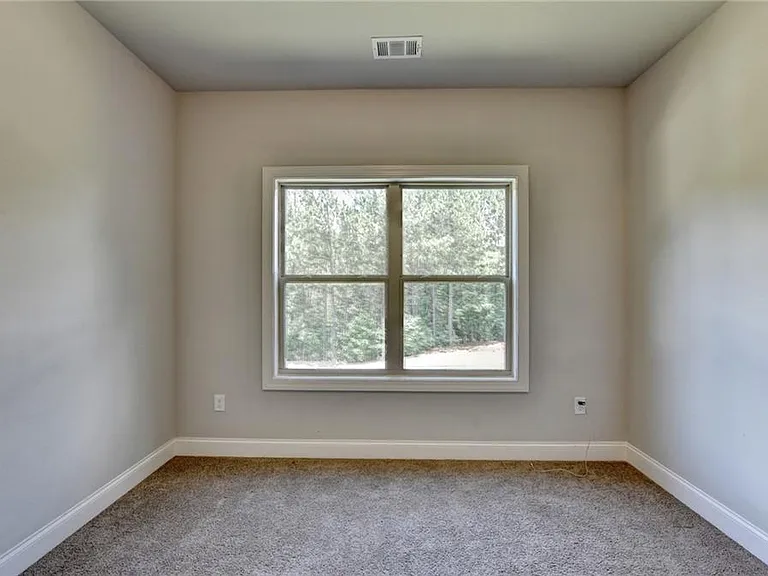 235 Bella Dr — Photo 43