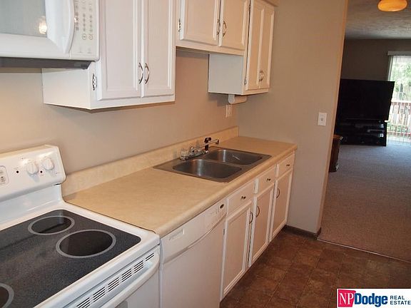 4th image of 11603 S 39th St