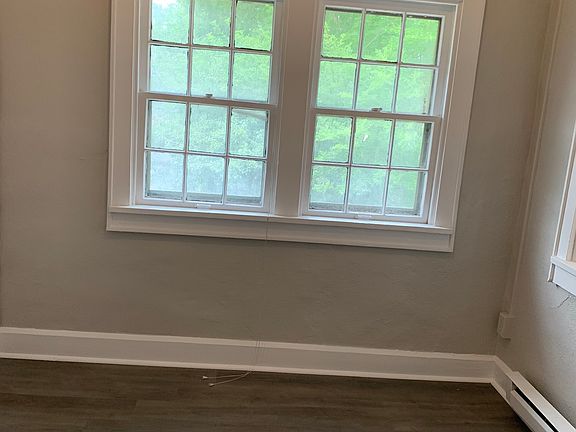 3rd image of 212 E 10th St #7