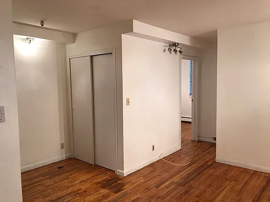 Rented by Roberto Guilbet, LREB | media 15