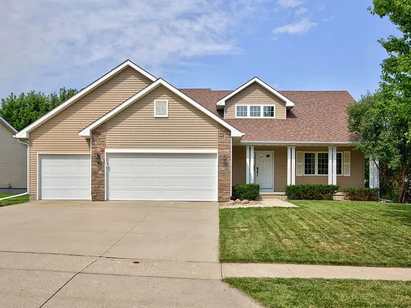 4328 125th St, Urbandale, IA 50323