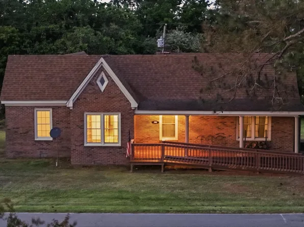 631 Selwin Road, Hobbsville, NC 27946