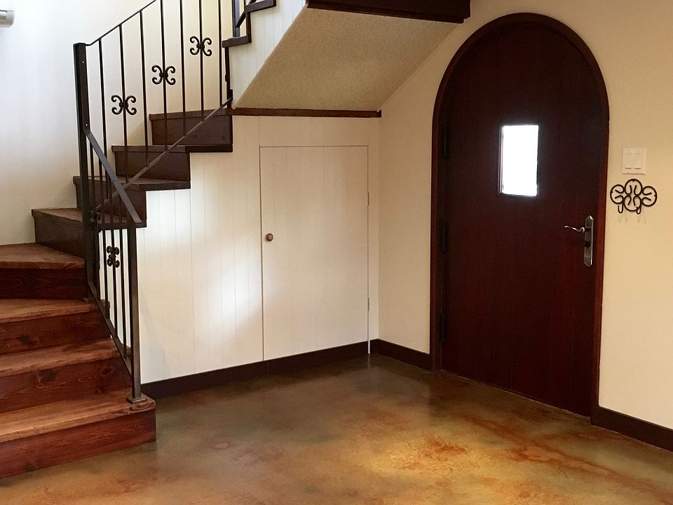 1st image of 841 Meridale Ave