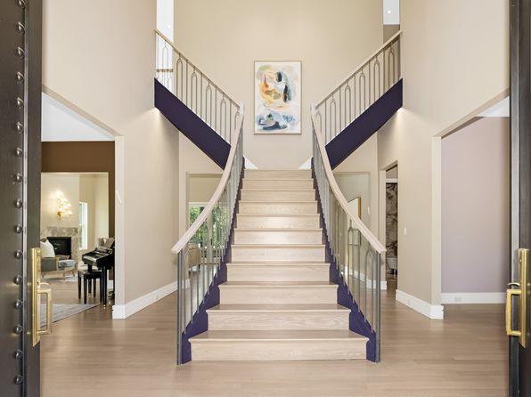 241 E Saddle River Rd