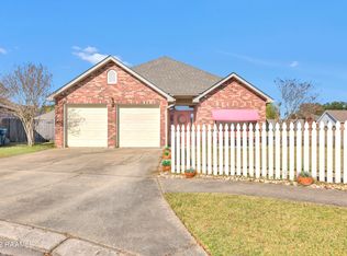 100 Jackie Cir, Lafayette, LA 70506