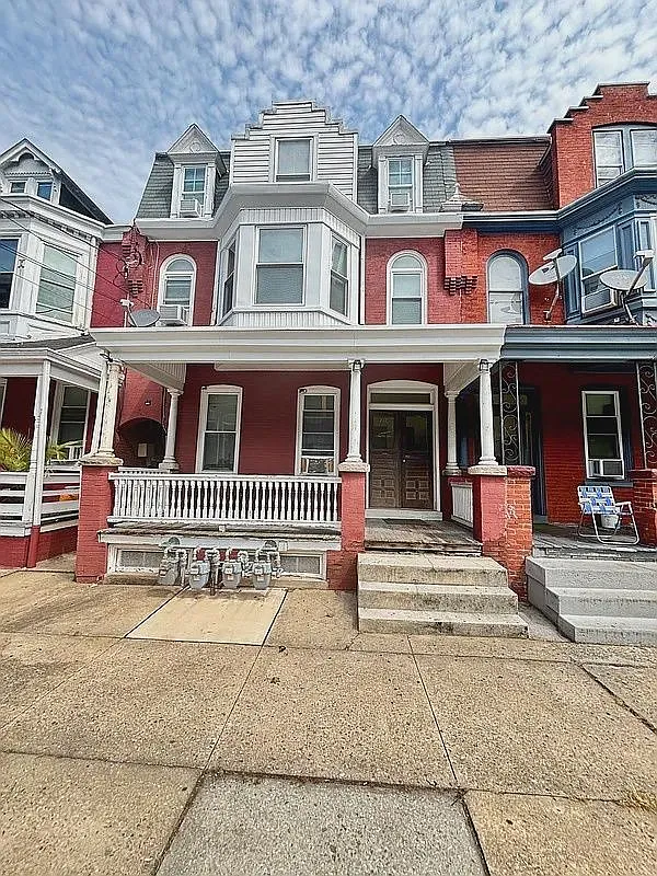 1 bed, 1.0 bath, 450 sqft, $1,125 — Photo 2