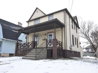 1133 68th St, Kenosha, WI 53143