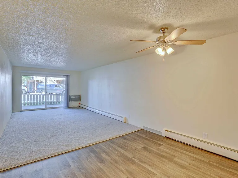 Edelweiss Apartments — Photo 13