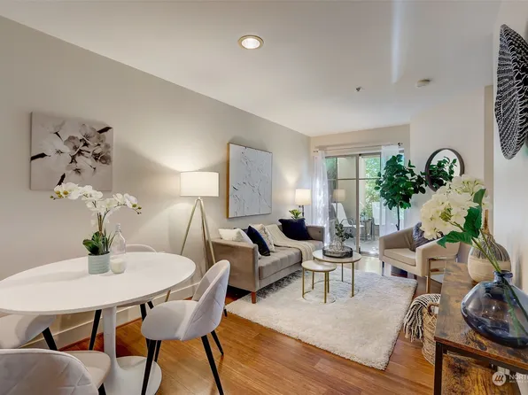 123 Queen Anne Avenue N #210, Seattle, WA 98109