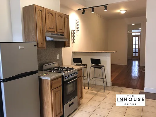 Rented by The InHouse Group | media 3