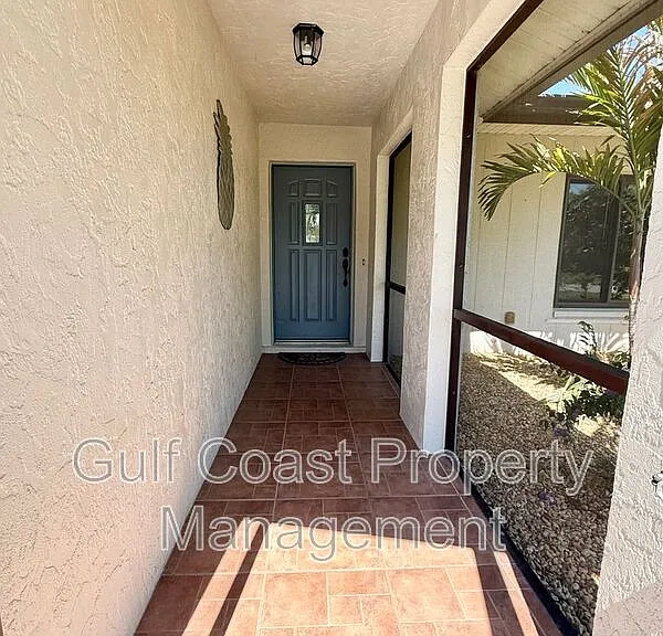 3185 Clifford St — Photo 5