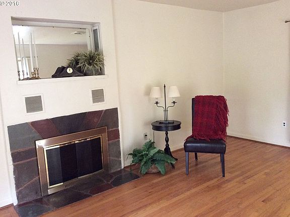 4th image of 14903 NE Salmon Creek Ave