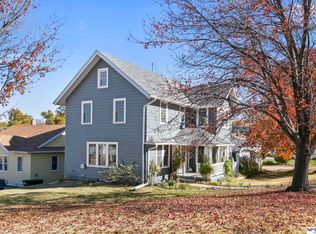 4218 Castelar St, Omaha, NE 68105