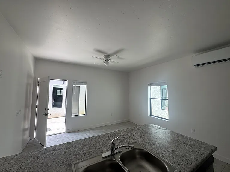 2076 Swanson Ave #B-1 — Photo 4