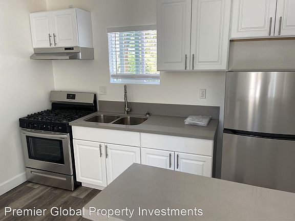 4th image of 2561 Colorado Blvd #10