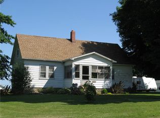 9740 Sidehill Rd, North East, PA 16428